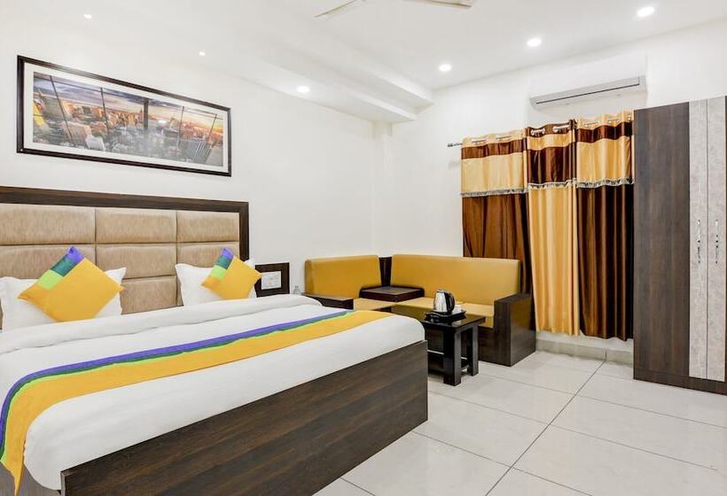 Номер Deluxe, Itsy Hotels K K Residency Staywell