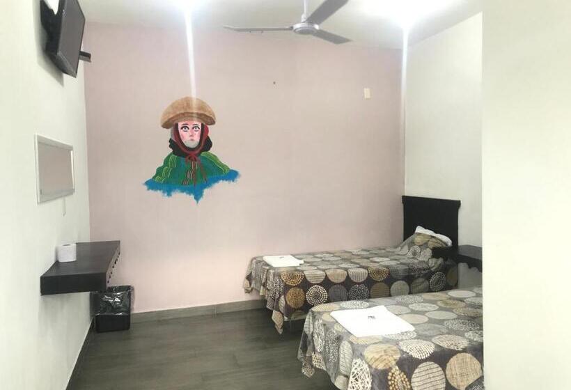 Номер Economy, Los Pinos Centro