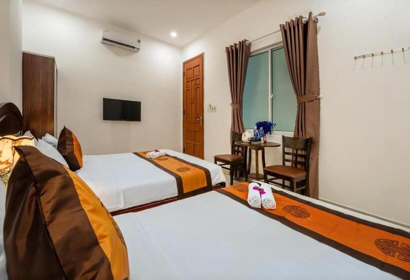اتاق خانوادگی, Sam Sam Homestay