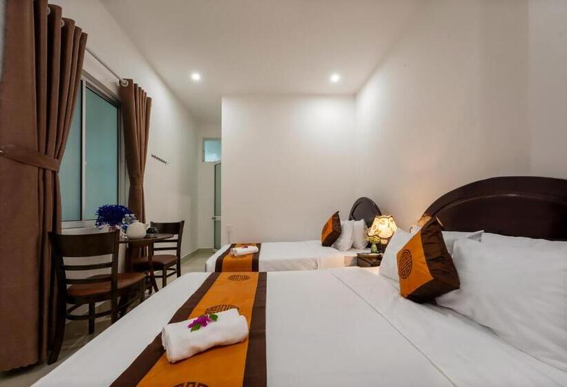 اتاق خانوادگی, Sam Sam Homestay
