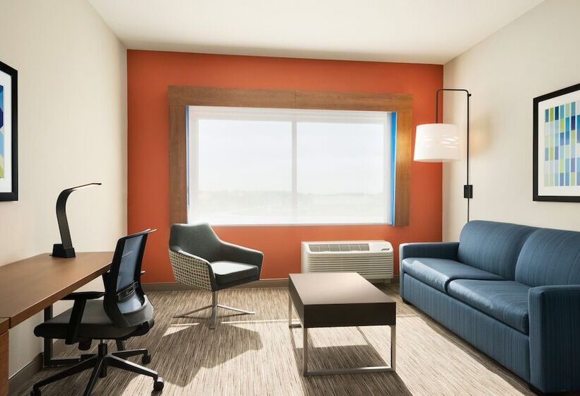 Люкс, Holiday Inn Express & Suites   Beaver Dam, An Ihg