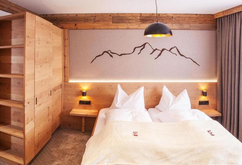 Номер Superior, Berggasthof Edelweiss