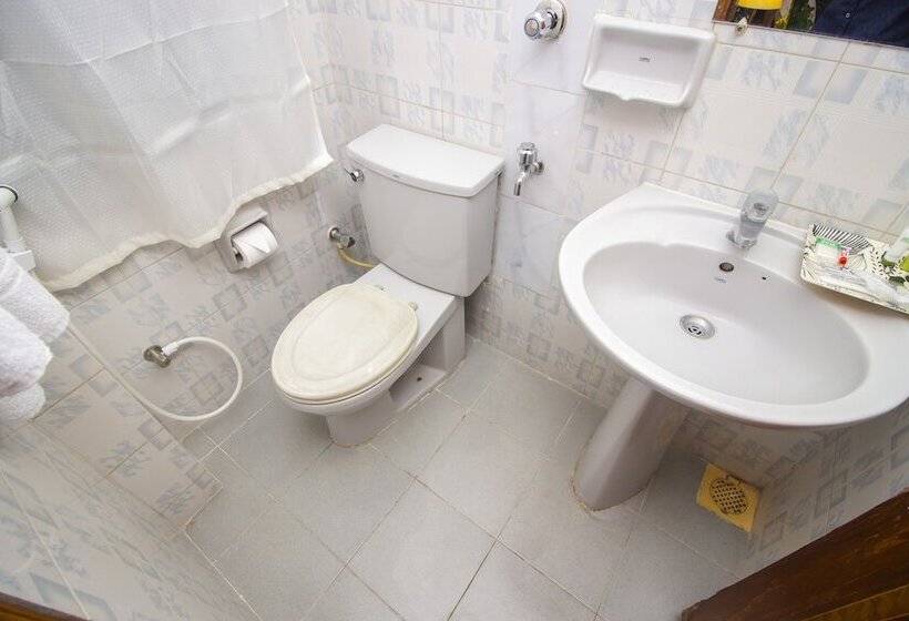 اتاق لوکس یک تخته, Suite Palace Dhaka
