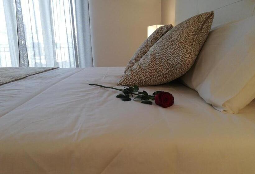 Номер Стандарт с Балконом, Kaloneiro Guest House