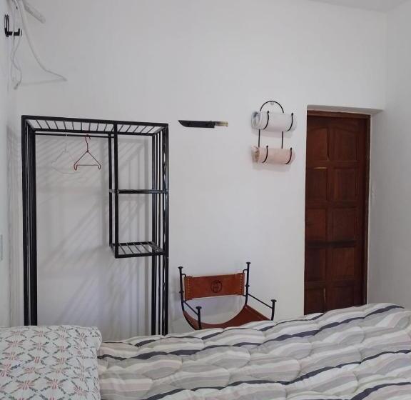스탠다드 룸, Hostal Los Faroles Chicoana