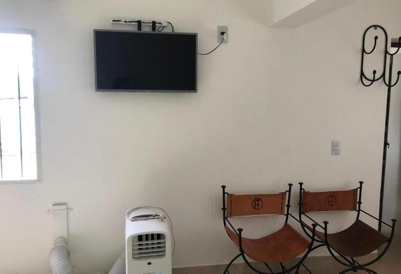 스탠다드 트리플 룸, Hostal Los Faroles Chicoana