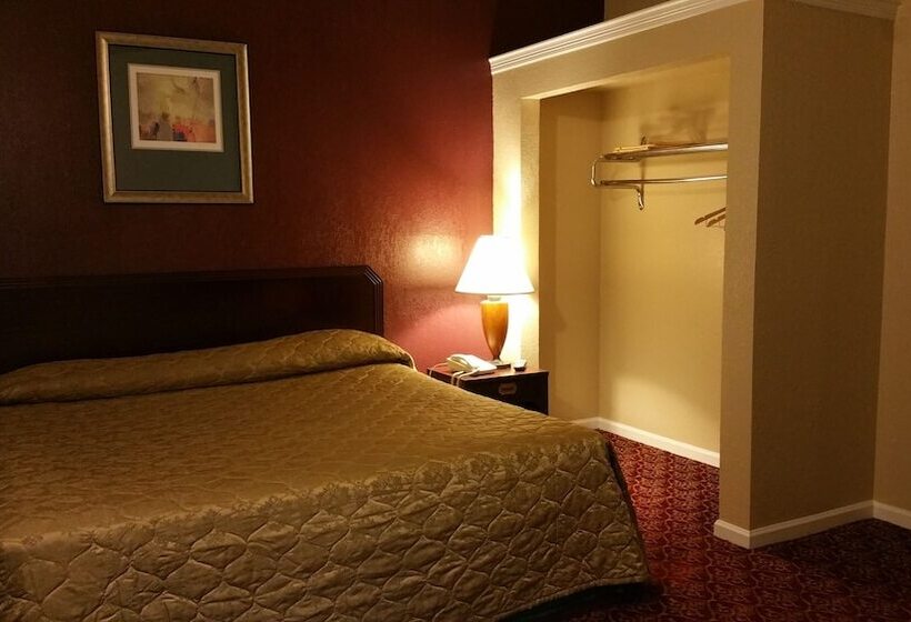 Family Suite, Executive Inn And Suites Waxahachie