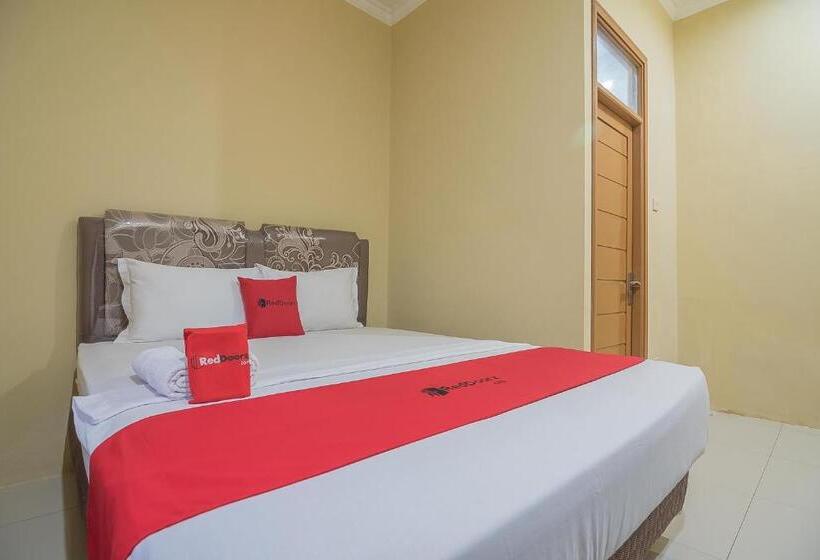 اتاق لوکس, Reddoorz Plus Near Syamsudin Noor Airport 3