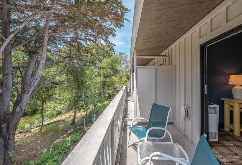 Стандартный Номер Кровать Кинг, Carmel River Inn
