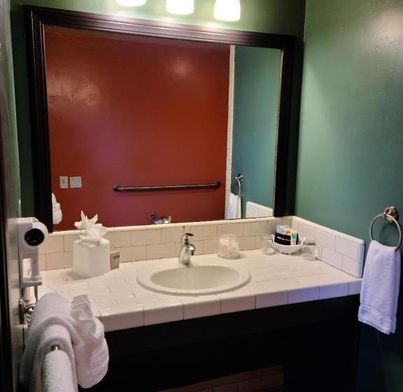 Дом 1 Спальня, Carmel River Inn