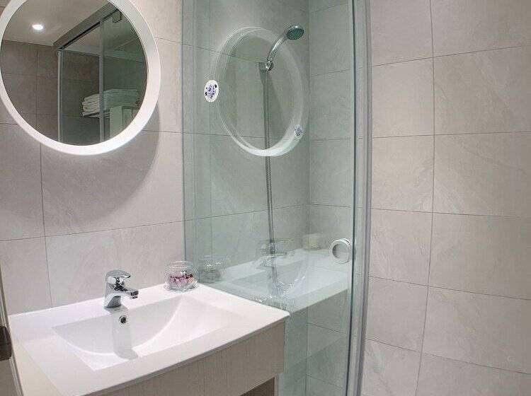 سوییت خانوادگی, 想想逢甲 Shine Residence