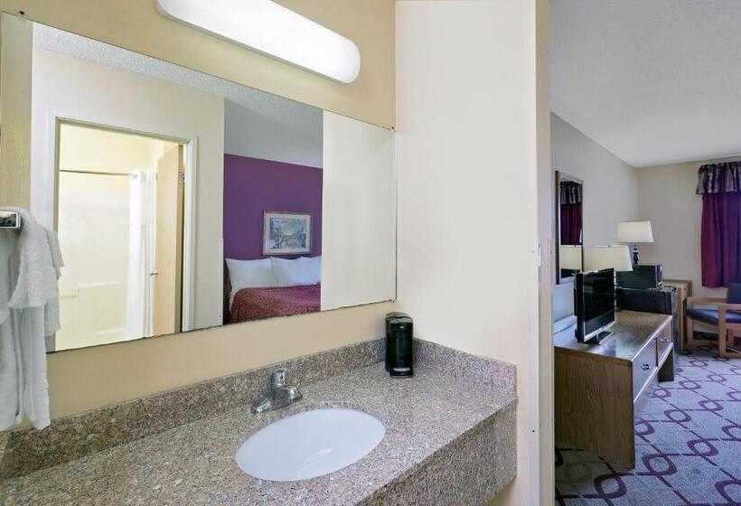 Люкс Кровать Кинг, Days Inn By Wyndham North Sioux City