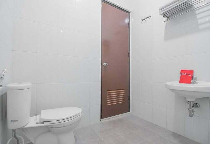 Номер Стандарт, Reddoorz Syariah @ Sarongge Cianjur
