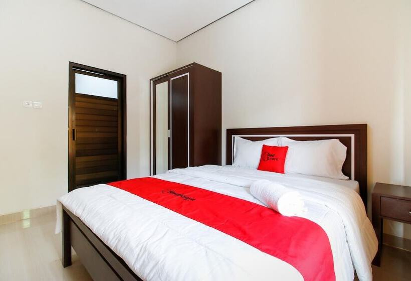 Номер Стандарт, Reddoorz @ Jalan Palagan