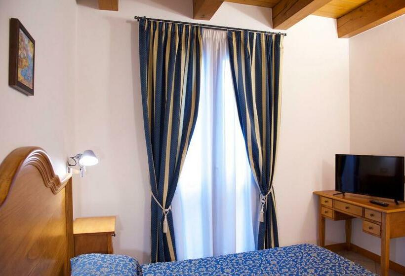 اتاق استاندارد با تخت بزرگ, Casanova
