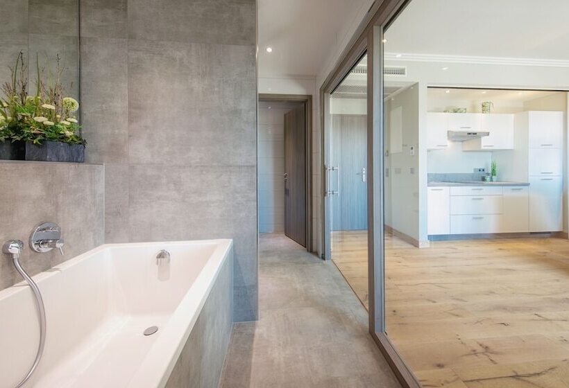 Люкс, Heuboden Hotel Heu.loft Freiburg