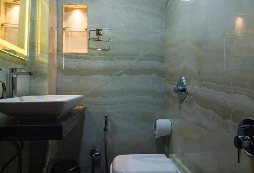 اتاق استاندارد, Onn Shelter Inn