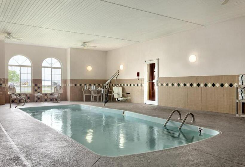 Люкс Кровать Кинг, Country Inn & Suites By Radisson, Nevada, Mo