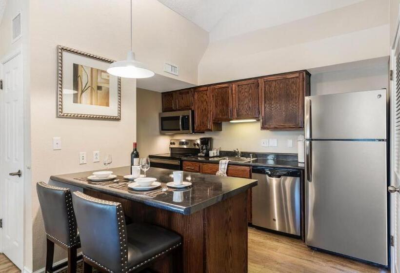 Deluxe-studio, Chase Suite  El Paso