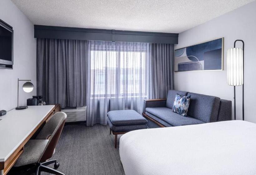 스탠다드 룸 킹사이즈 침대, Courtyard Salt Lake City Airport