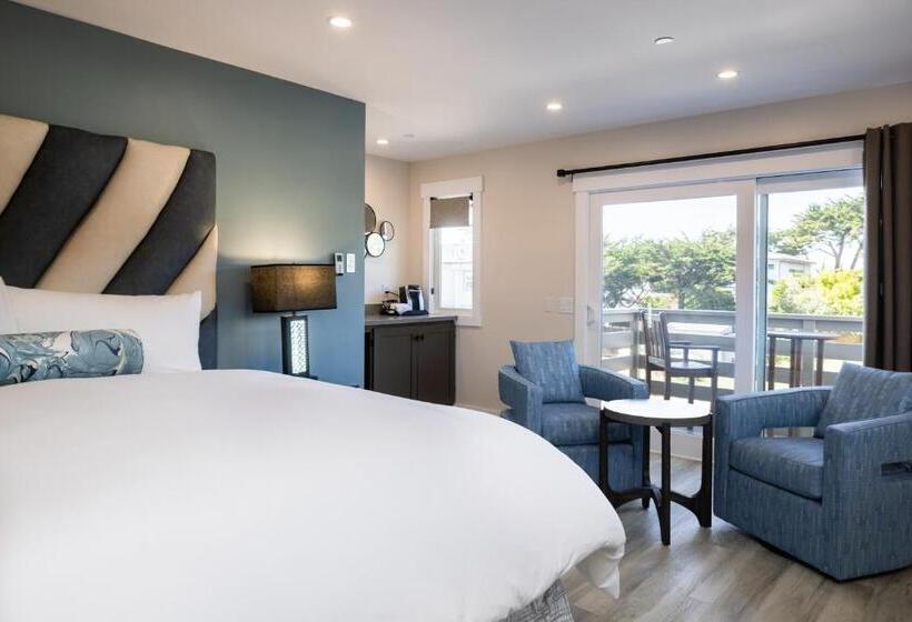 Номер Deluxe Кровать Кинг, Cypress Inn On Miramar Beach