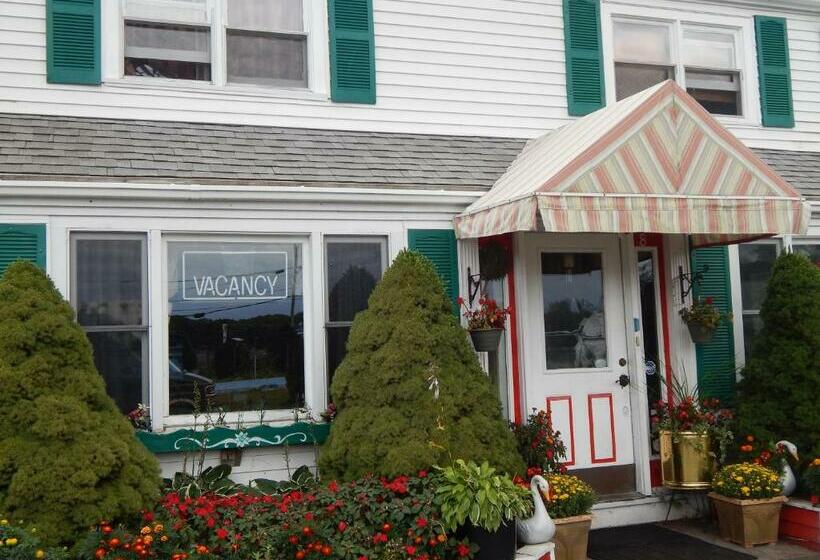 Номер Стандарт, Knights Inn Centerville Cape Cod Area