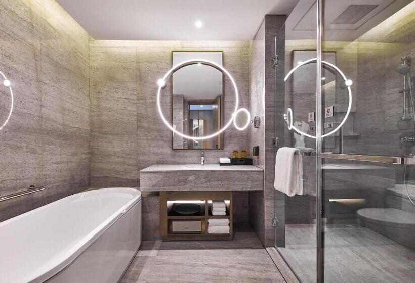 Номер Стандарт Вид на Реку, The Westin Zhongshan Guzhen