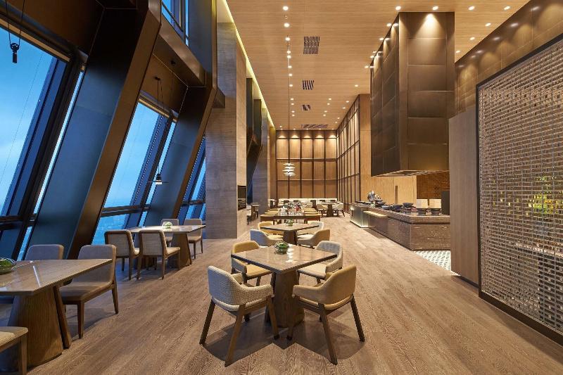 Номер Клуб Кровать Кинг, The Westin Zhongshan Guzhen