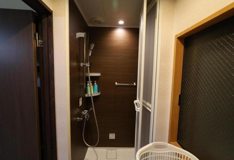Четырехместный Номер Стандарт, Onsen & Garden Asante Inn