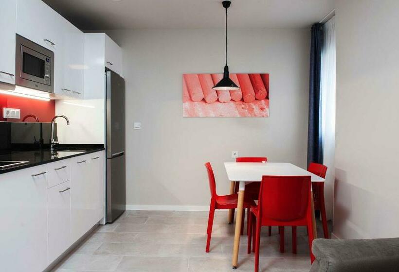 Апартаменты 1 Спальня, Apartamentos Divan