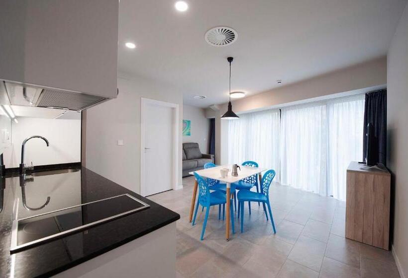 Апартаменты 2 Спальни, Apartamentos Divan