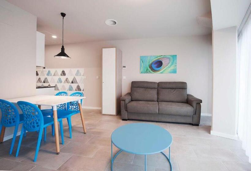 Апартаменты 2 Спальни, Apartamentos Divan