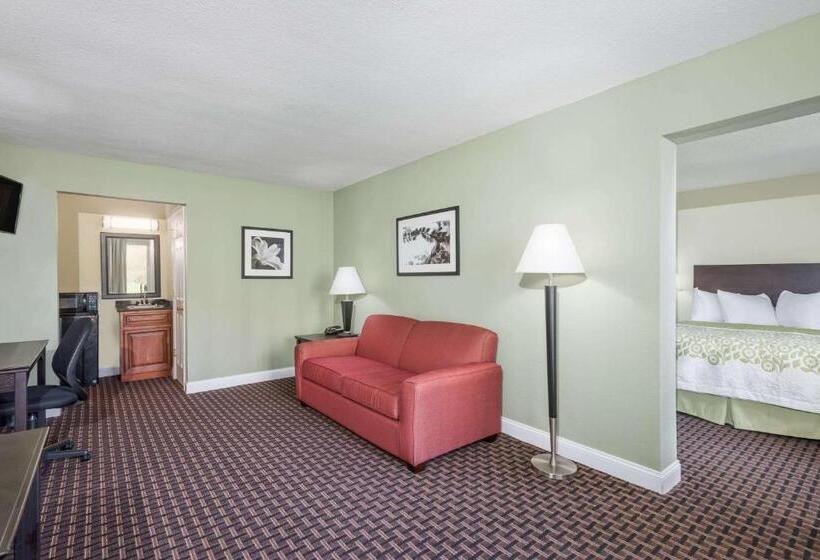 キングサイズベッドのデラックススイート, Days Inn By Wyndham Jellico  Tennessee State Line