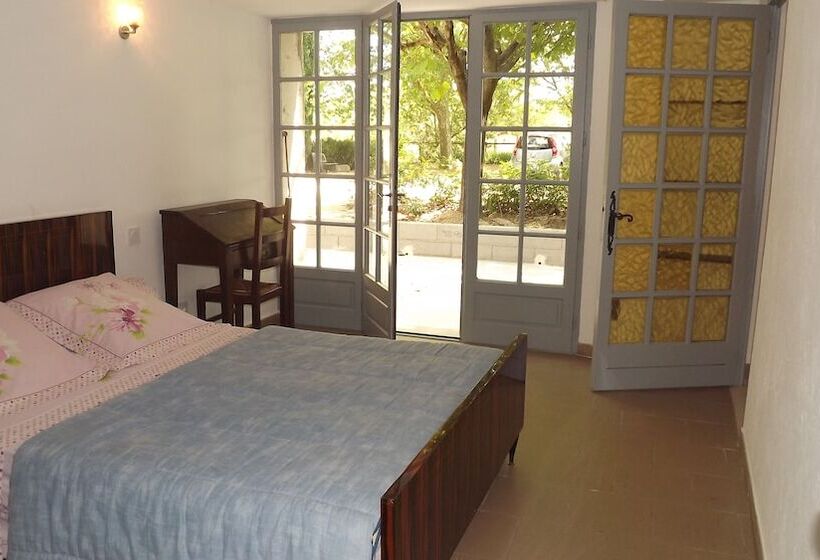 Номер Стандарт Двуспальная Кровать, La Bastide B&b