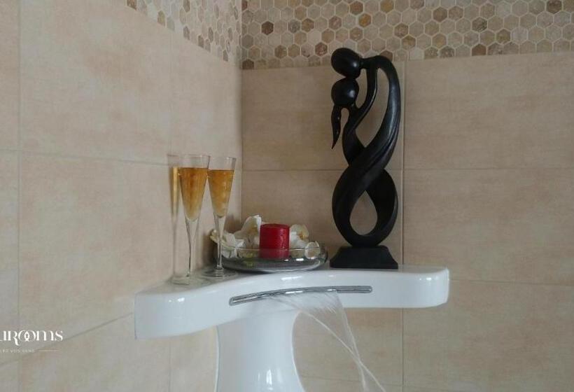 اتاق استاندارد با تخت بزرگ, Plgfe   Maison D Hôtes Epicurooms   Suites Romantiques 5 étoiles
