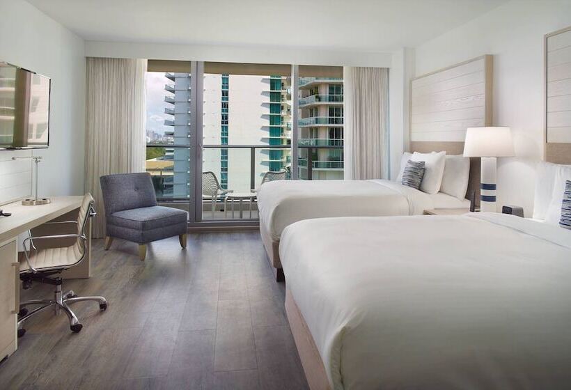 Номер Стандарт 2 Двуспальные Кровати, Courtyard Miami Coconut Grove