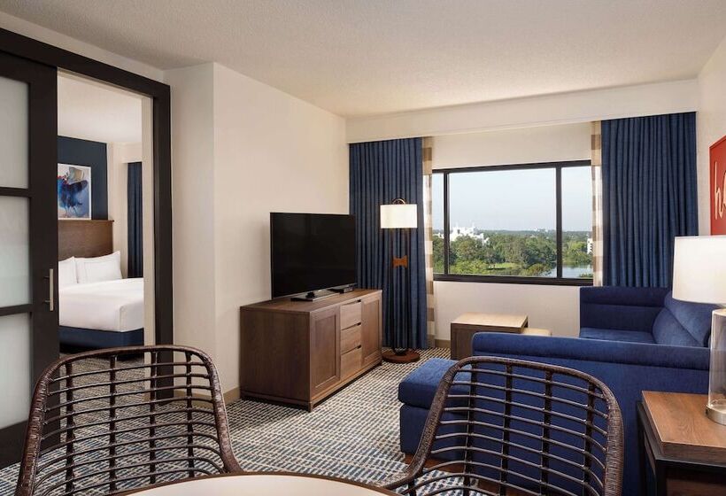 Люкс Адаптированный для Инвалидов, Doubletree Suites By Hilton Orlando   Disney Springs® Area