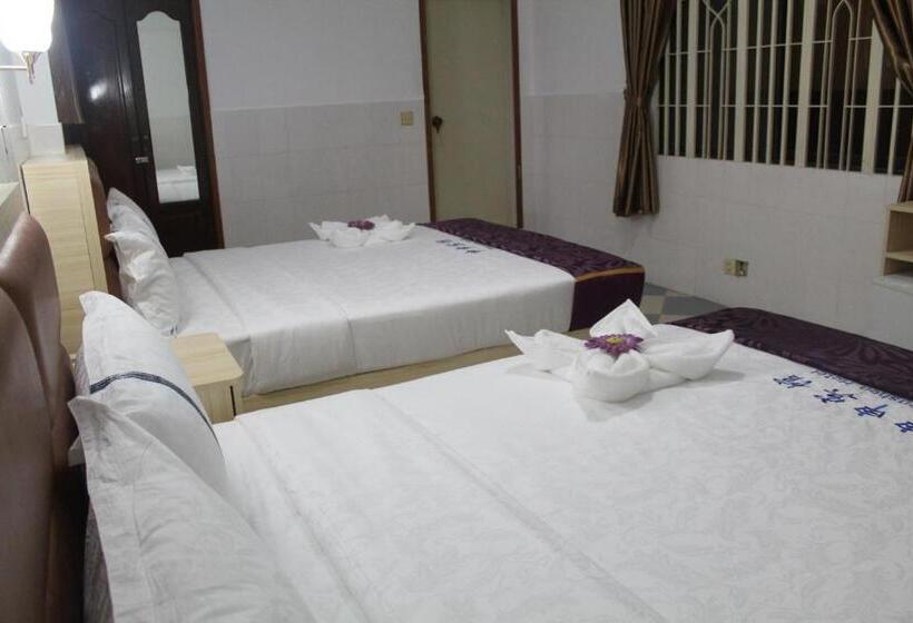 Номер Deluxe, Don Bosco Guesthouse
