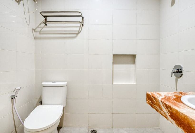 Номер Стандарт, Reddoorz Near Ciputra World 3