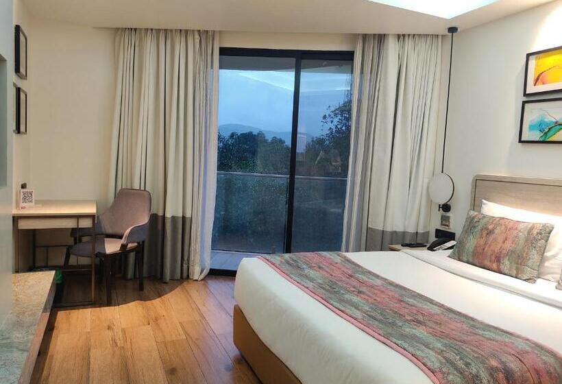 اتاق استاندارد, Regenta Sgs Greenotel  Lonavala