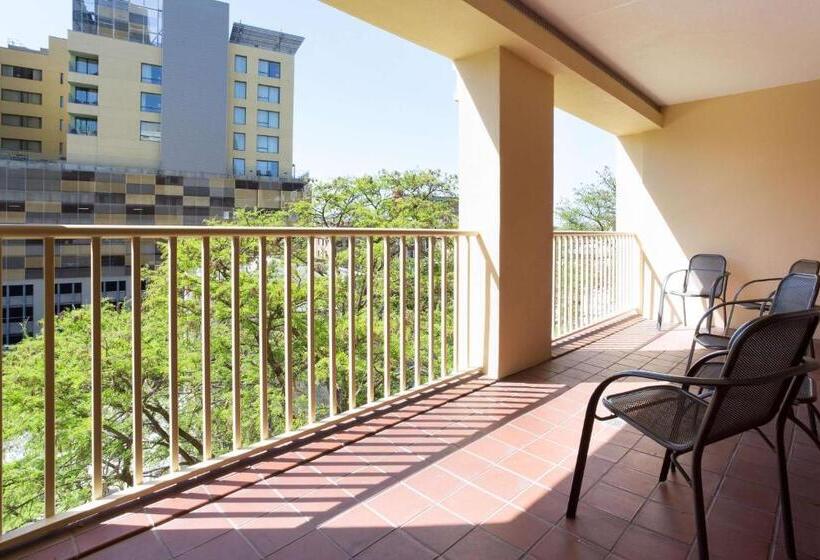 스탠다드 룸 킹사이즈 침대, Drury Inn & Suites San Antonio Riverwalk