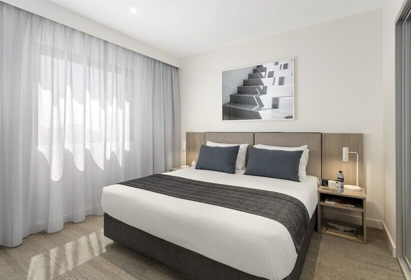 Студия Стандарт, Quest Joondalup