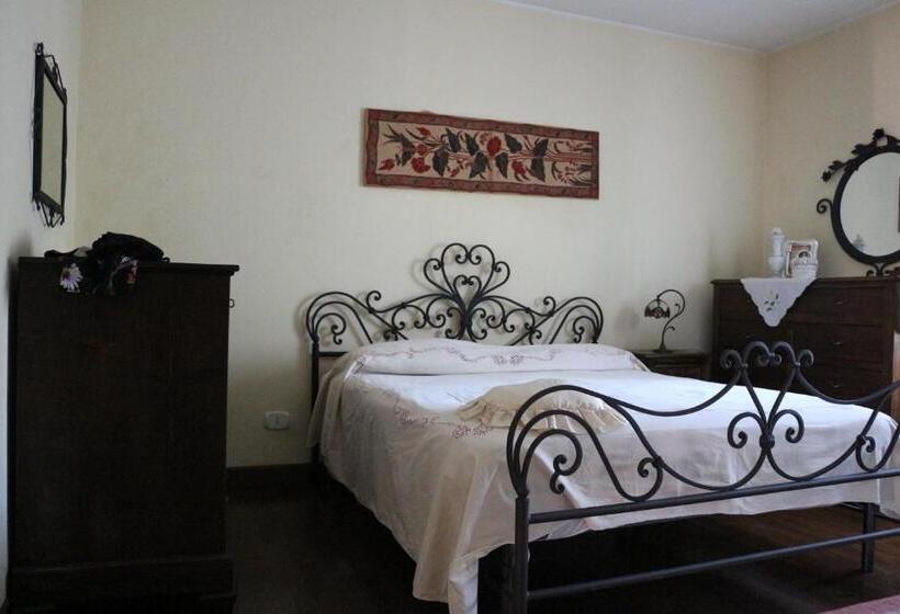 Номер Deluxe, Casale Santilli