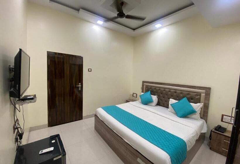 Номер Deluxe, Apsara Near Jj Hospital