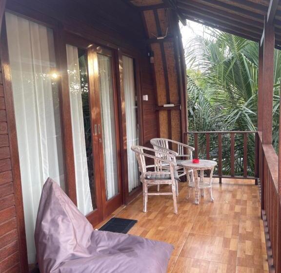 Люкс Повышенной Комфортности, Arjuna Uluwatu Guest House