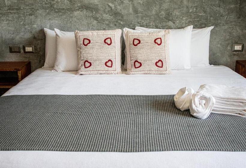 家庭间, Little Gem Hotel Tulum La Veleta