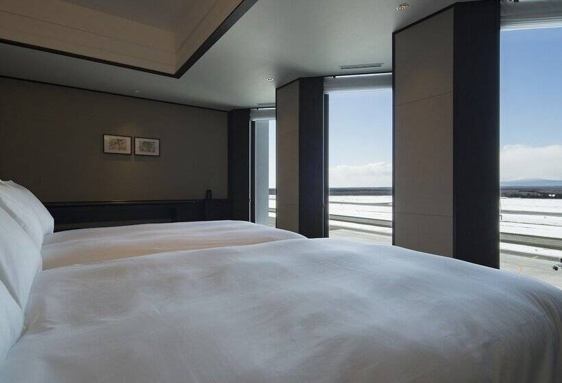 Люкс, Portom International Hokkaido