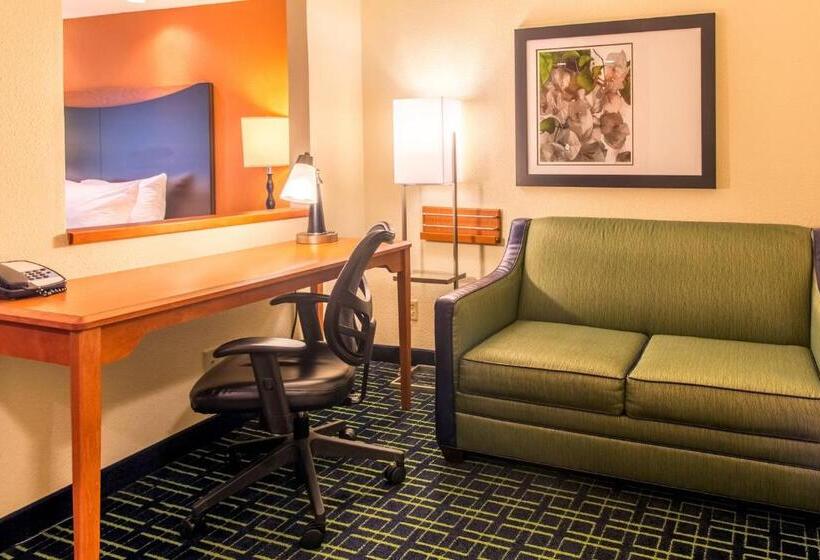 Студия Стандарт Двуспальная Кровать, Fairfield Inn & Suites Canton