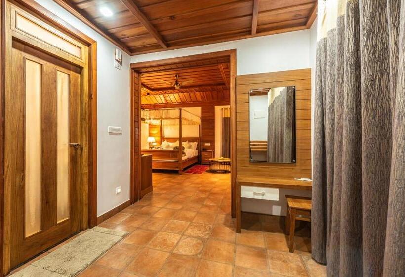 Номер Стандарт Вид на Озеро, Mount Xanadu Resorts