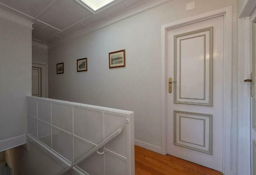 Номер Стандарт Вид на Сад, Casa Da Real Companhia
